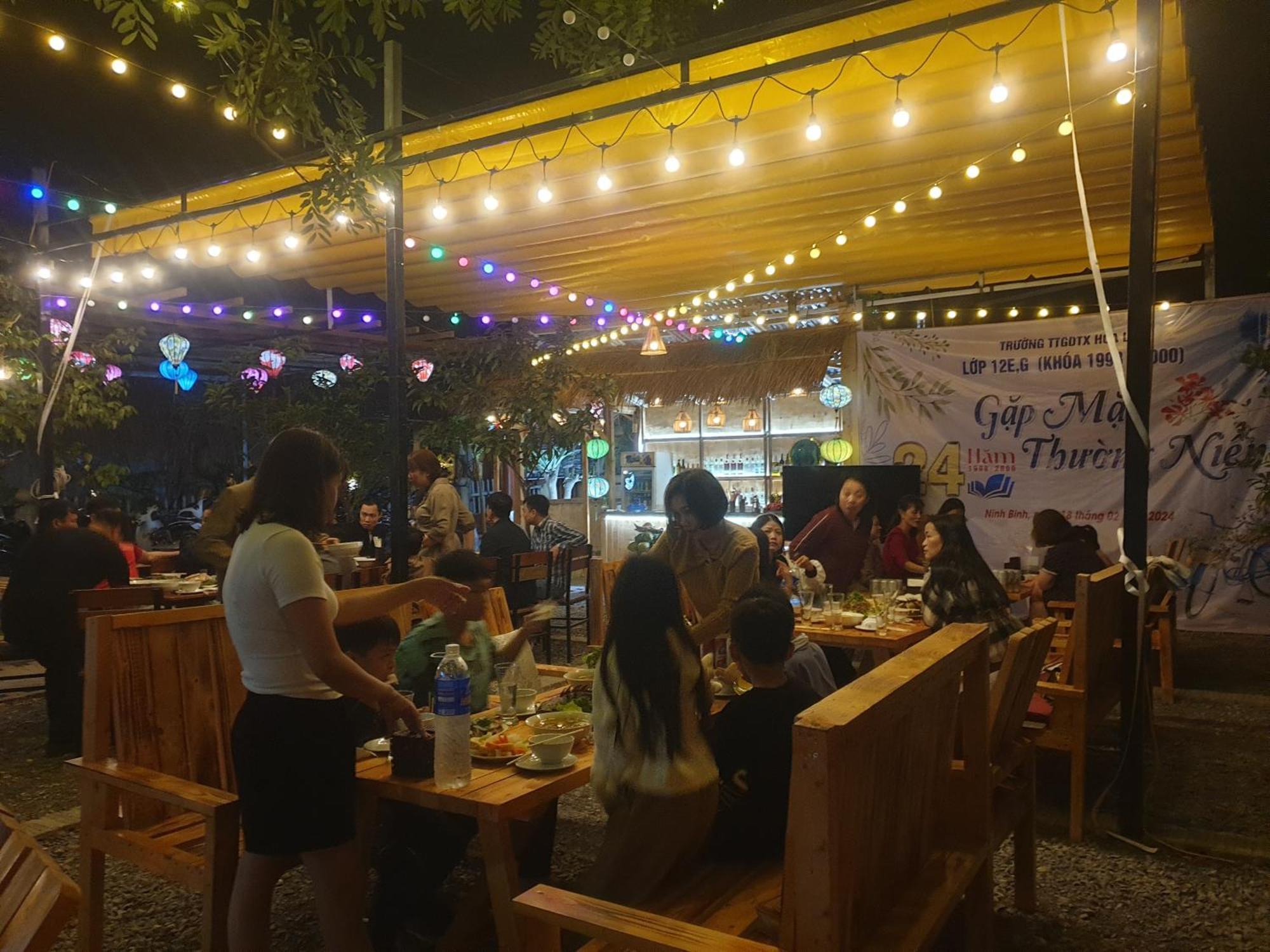 Cozy Son Hotel นิญบิ่ญ ภายนอก รูปภาพ