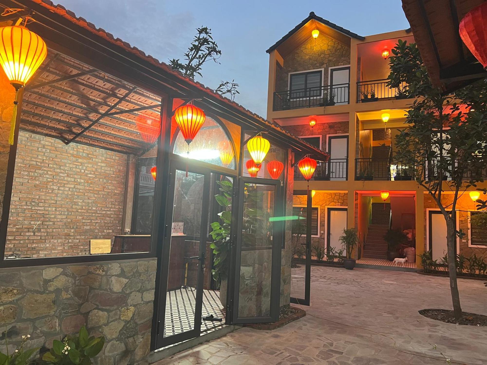 Cozy Son Hotel นิญบิ่ญ ภายนอก รูปภาพ