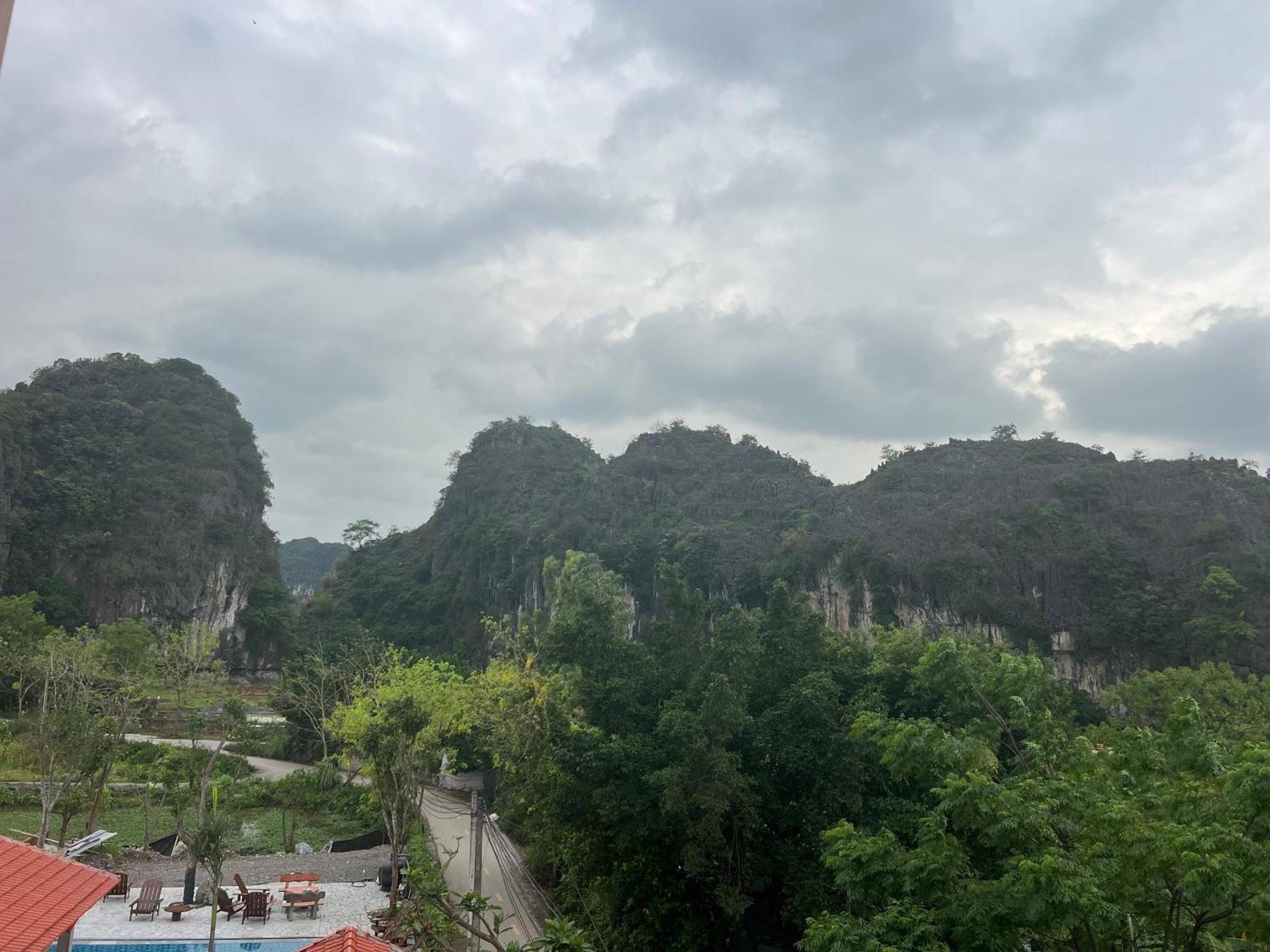 Cozy Son Hotel นิญบิ่ญ ภายนอก รูปภาพ