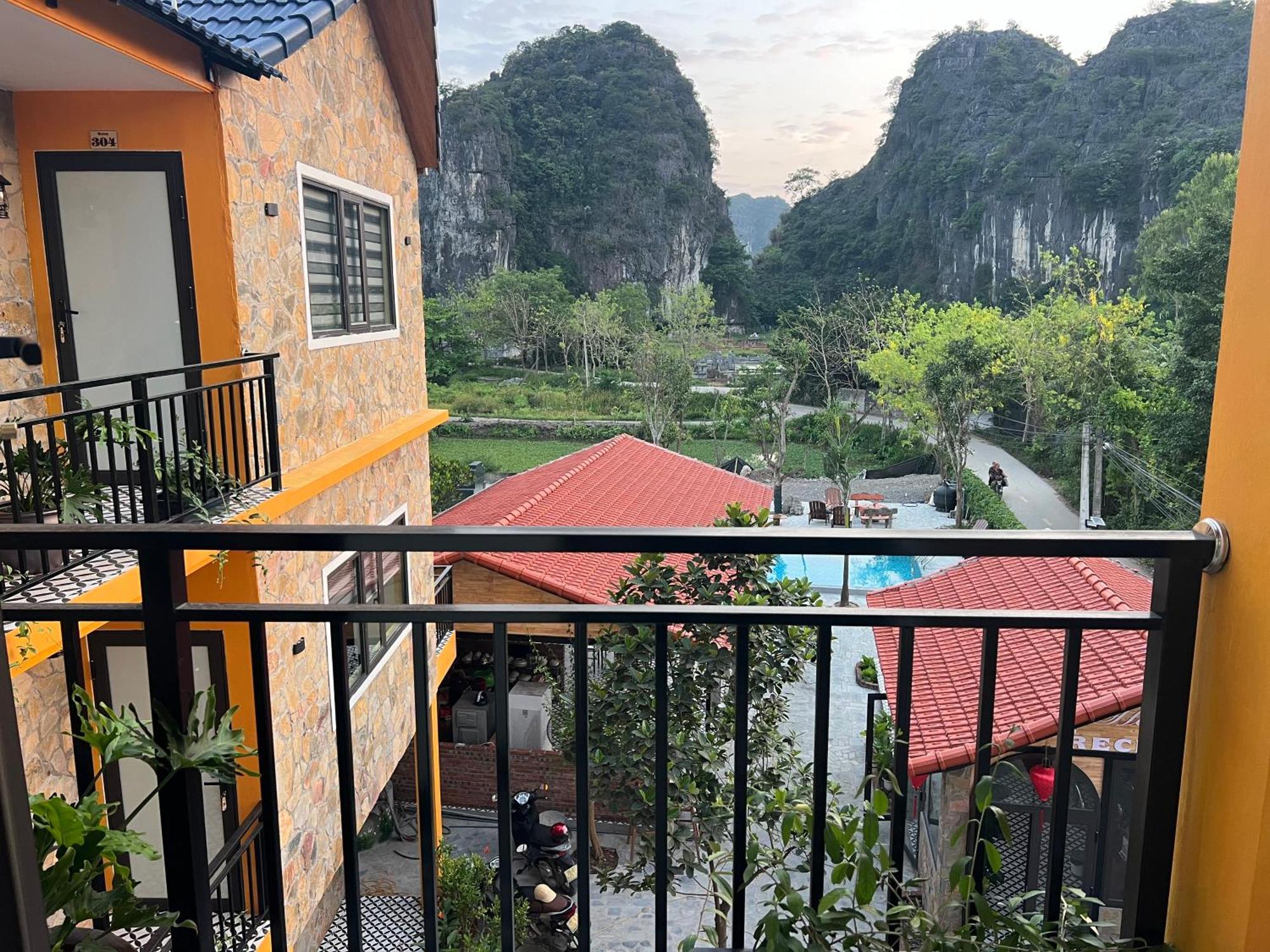 Cozy Son Hotel นิญบิ่ญ ภายนอก รูปภาพ